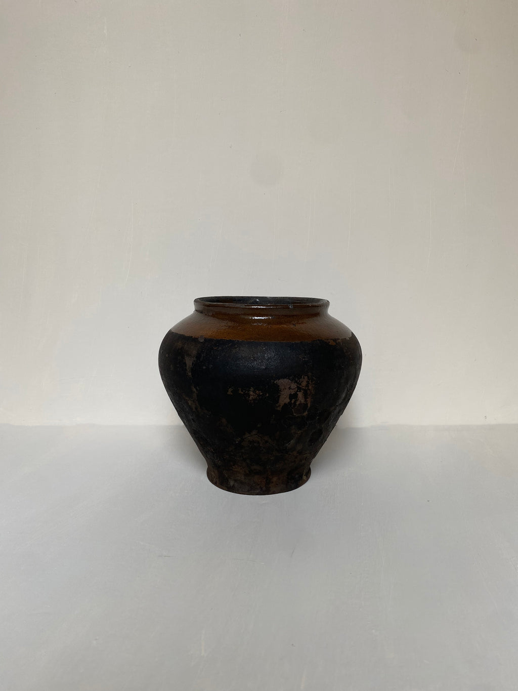 The Noura Black Antique Clay Pottery