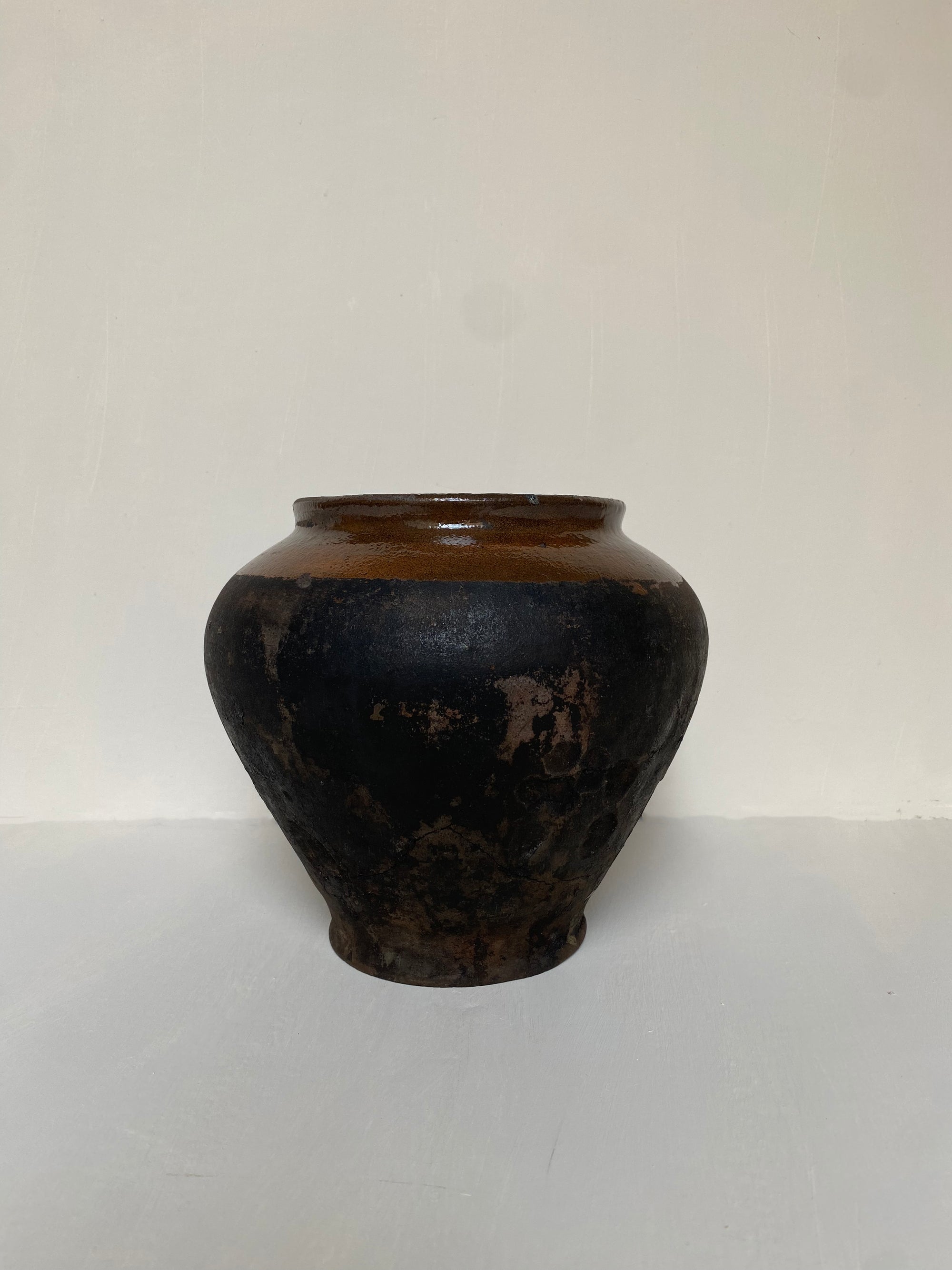 The Noura Black Antique Clay Pottery