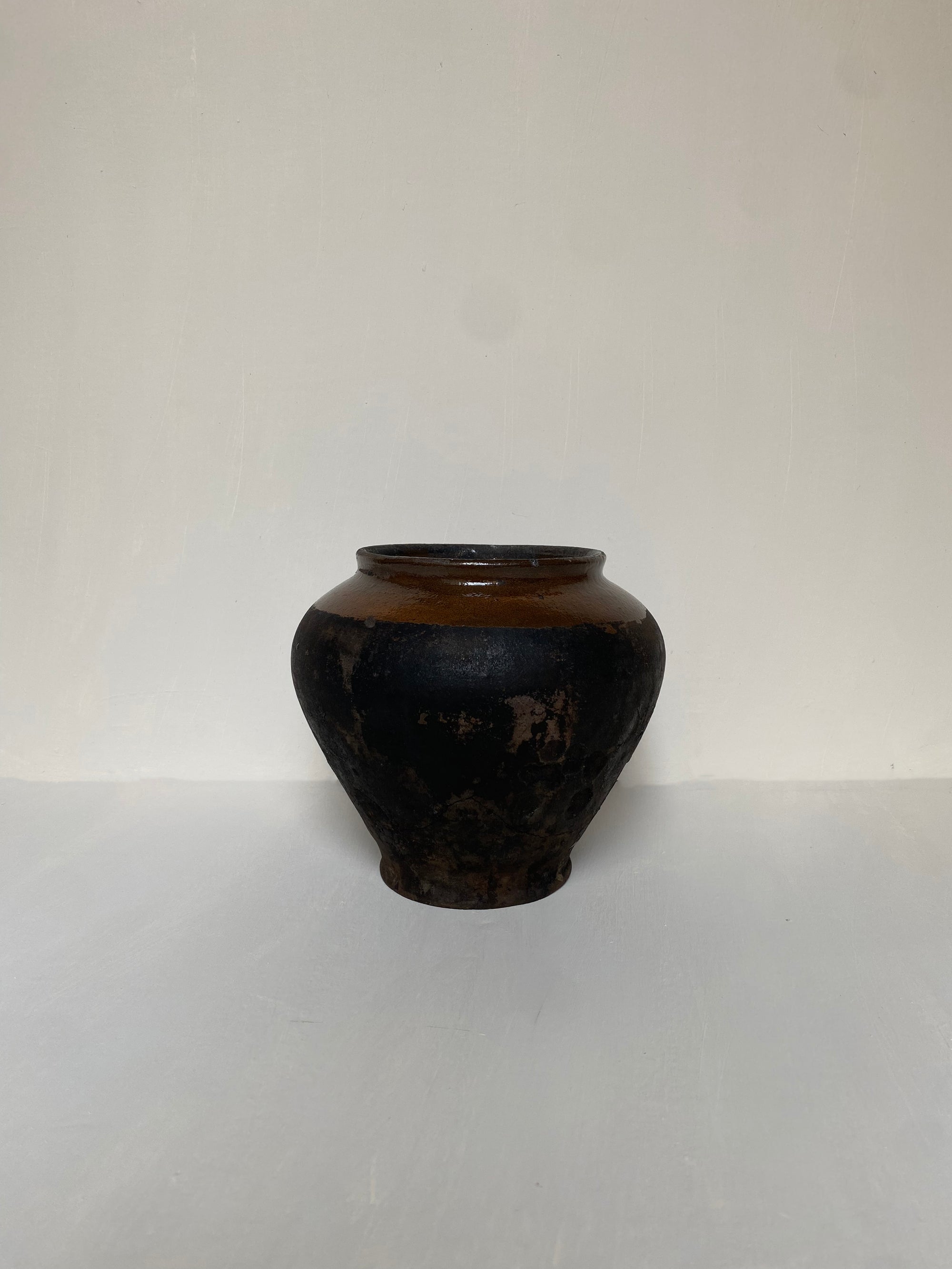 The Noura Black Antique Clay Pottery